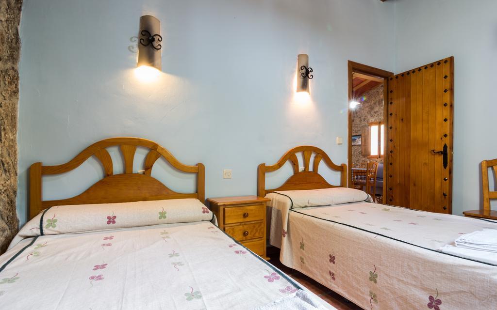 Casas Rurales Los Enebros Nerpio Esterno foto